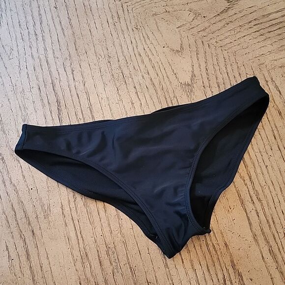 Black Bikini bottom size M Xhilaration - Picture 1 of 7